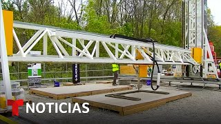 Esta impresora 3D fabrica paredes de concreto para construir casas asequibles  Noticias Telemundo [upl. by Itsirk]