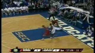 Georgias Travis Leslie Dunks on Kentuckys DeMarcus Cousins [upl. by Cerallua]