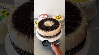 tutorial para decorar torta con oreo molido [upl. by Nirtiac]