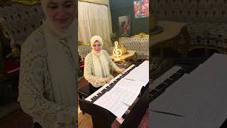 نجاة الصغيرة  أنا بعشق البحر  Piano by Nahla Elbebawy [upl. by Bryn]