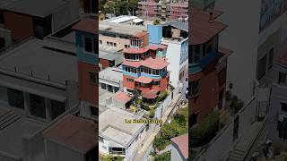 Uma das casas do poeta Pablo Neruda As três casas estão abertas pra visitação Essa em Valparaíso [upl. by Orsola627]