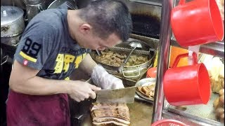 Best of Singapore Street Food in Albert Hawker Centre [upl. by Akihsat441]