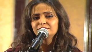 Ambareen Haseeb  Aligarh Urdu Mushaira By FunGaam Group Chicago USA  45 [upl. by Neeron619]