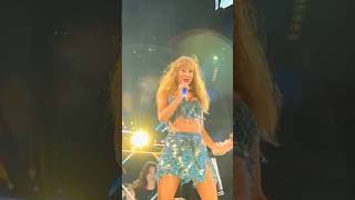 Taylor Swift Performing “Shake It Off” Live Eras Tour [upl. by Ettelrats]