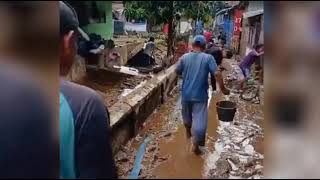 JABAR GEMPAR LAGI  BARU SAJA BANDUNG MENDADAK JEBOL RATUSAN RUMAH RUSAK HARI INI BANJIR BANDUNG [upl. by Nowd440]