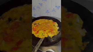 Egg omelette mere style khi 🥚😋shortvideo minivlog viralshort viralshort youtubeshorts egg [upl. by Lepper199]