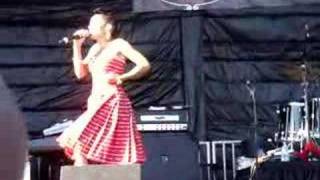 Goapele  Closer Live [upl. by Rese]