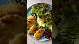 Kohlrabi Schnitzel mit grünem Salat [upl. by Moishe]