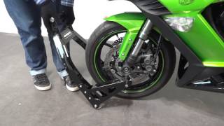 Come Utilizzare Un Cavalletto Anteriore Moto ConStands con Pinze a Doppio e Radiali [upl. by Shalom]