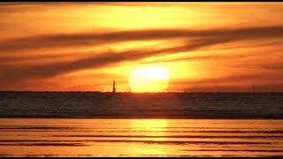 Sonnenaufgang über der Nordsee bei Hooksiel [upl. by Ejroj]