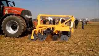 Videos de Maquinaria agricola Striptill y Grada de Discos Bagüés [upl. by Trilbi]