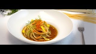 Spaghetti alla chitarra con colatura di peperoni e canocchie  Chef Stefano De Gregorio  Saporie [upl. by Garnes19]