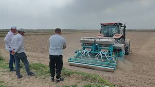 Dryland precise direct seeding and fertilizing by YongXiang seeder in Uzbekistan [upl. by Otis]