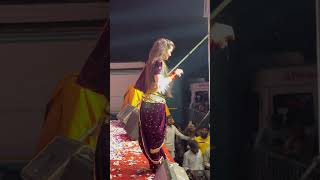 Mala ek chumma dena trending dance gautamipatil dj goutamipatil lavanidance marathisong [upl. by Avera59]