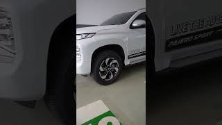 Mending Beli Mitsubishi PAJERO Sport Baru daripada Toyota FORTUNER Baru [upl. by Chaddy]