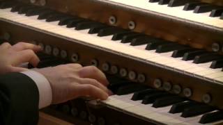 The Organ of Notre Dame de Paris  Mass April 7 2013 [upl. by Yraeg]