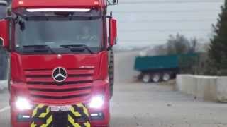 RC TRUCK HEAVY HAULAGE ACTROS BY SCALEART AT RC CONSTRUCTION SITE [upl. by Max195]