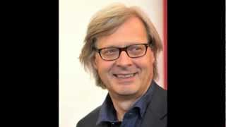 Vittorio Sgarbi si nega e poi parla di Ruby  La Zanzara  Radio 24  23042012 [upl. by Ahsoem]