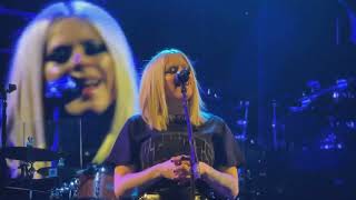 Avril Lavigne  When Youre Gone  Live in Offenbach Germany 20230418 Multicam  Pro audio [upl. by Prudence]