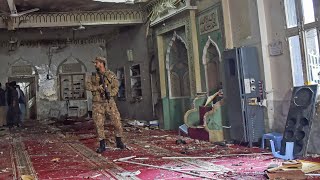 Viele Tote bei Explosion in Moschee in Pakistan  AFP [upl. by Ateloiv]