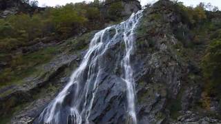 【アイルランド旅行】 パワーズコートの滝 Powerscourt Waterfall [upl. by Eromle619]