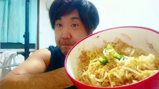 🔘筋トレ増量談 焼そばにご飯をぶち込んだら大盛り上がりだよ 大会 焼そば玄米もやし丼 牛乳 ほろっと巨峰ampキウイ [upl. by Holey]