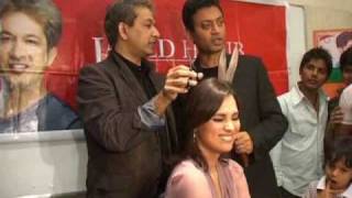 Lara Dutta  Irfan Khan promote Billu at Jawed Habib Salon [upl. by Arvid]