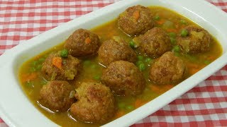 Receta de albóndigas de carne con salsa de vino oloroso [upl. by Ityak92]