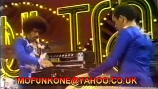 THE COMMODORES  MACHINE GUNTV PERFORMANCE 1974 [upl. by Nnyleak]