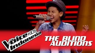 Auw Genta quotBillionairequot I The Blind Auditions I The Voice Kids Indonesia GlobalTV 2016 [upl. by Ahsinam186]