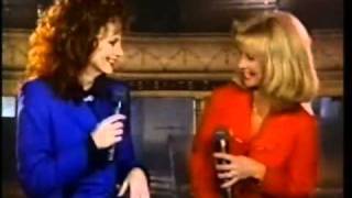 Reba McEntire amp Barbara Mandrell  I Was Country When Country Wasnt Cool Live1996 [upl. by Izak556]