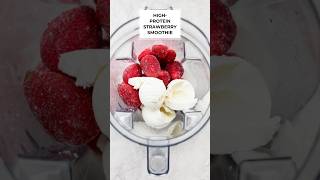 4ingredient Highprotein Strawberry Smoothie🩷strawberry smoothie 🍓 healthyrecipes highprotein [upl. by Lesko]