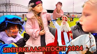 SINTERKLAASINTOCHT 2024 🎁 DIT IS ECHT LIANO ZIJN DAG😍 amp RUZIE BIJ DE INTOCHT 😡😫  VLOG 338 [upl. by Nichols]