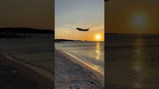 Aruba airport landing at surfside beach [upl. by Ginevra645]