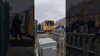 class 507 023 and 507 001 departs Maghull with tone trainspotting farewelltour class507 [upl. by Aznecniv785]