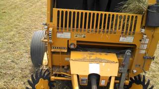 Baling hayVermeer 5400 Rebel [upl. by Lorollas]