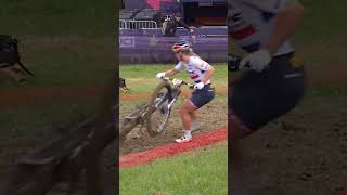 Evie Richards at Les Gets Practice riding in that UK mud is paying off 🇬🇧 [upl. by April]