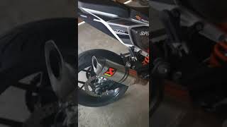 Ktm duke 690 R Acrapovic sound test [upl. by Amalie]