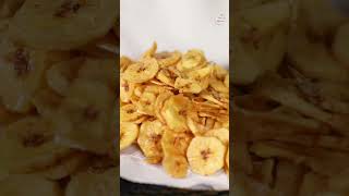 Click ☝  घरच्या घरी कुरकुरीत केळीचे वेफर्स  Banana Chips Recipe shorts bananachips fastfoodies [upl. by Adamina]