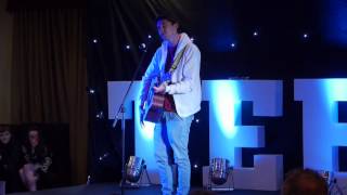 Ryan OShaughnessy  First Kiss live [upl. by Seaman]