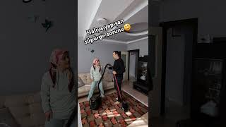 Halıya yapışan süpürge sorunu😁 family arkadas komedi comedy keşfet [upl. by Aklim]