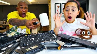 DESTROYING TIANAS COMPUTER PRANK [upl. by Anallij]