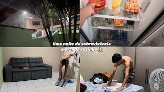 Uma noite de sobrevivência morando sozinho kkkk [upl. by Owena743]