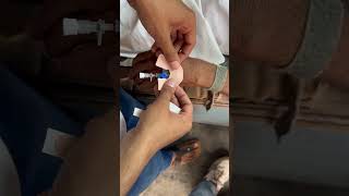 Iv cannula technique iv cannula kaise lagaya jata hai shortfeed viralreel trend video cannula [upl. by Harland611]