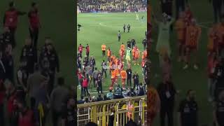 Fenerbahçe Maçı Sonrası Icardi ve Galatasaraylı Futbolcuların Galibiyet Sevincigalatasaray icardi [upl. by Adnilreh]