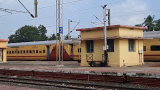 17644 Kakinada Port to Chengalpattu Circar Express Arrival Announcement In Samalkot Railway Station [upl. by Anal]