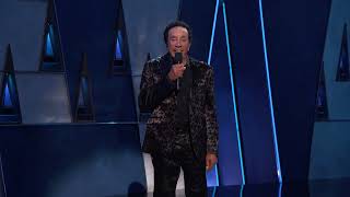 Smokey Robinson Presents Raye Perfomance  AMAs 50th Anniversary Special [upl. by Osner]