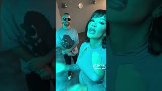 Dafina Zeqiri x 2Ton  Qaj Qaj [upl. by Nivad]