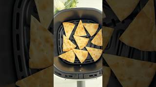 How to make Air Fryer Pita Chips airfryer pitabread fooddolls [upl. by Georgette358]