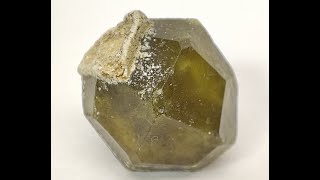 Wellformed Grossular crystal with Akhtarandite 2 [upl. by Hteb]